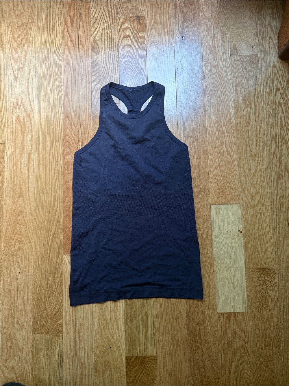 Lululemon tank top